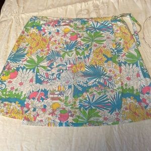 EUC Lilly Pulitzer wrap skirt for girls size 12 with elephants and a juice stand